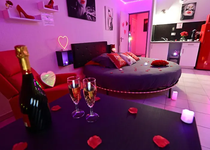 Love Room à deux pas de l'Océan avec Hammam, Sauna et Bain à 2 :-)
